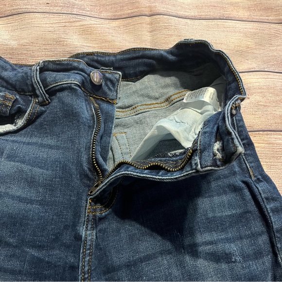 Blue Jean Mid Thigh Cuffed Shorts, Size 7 - Picture 2 of 5